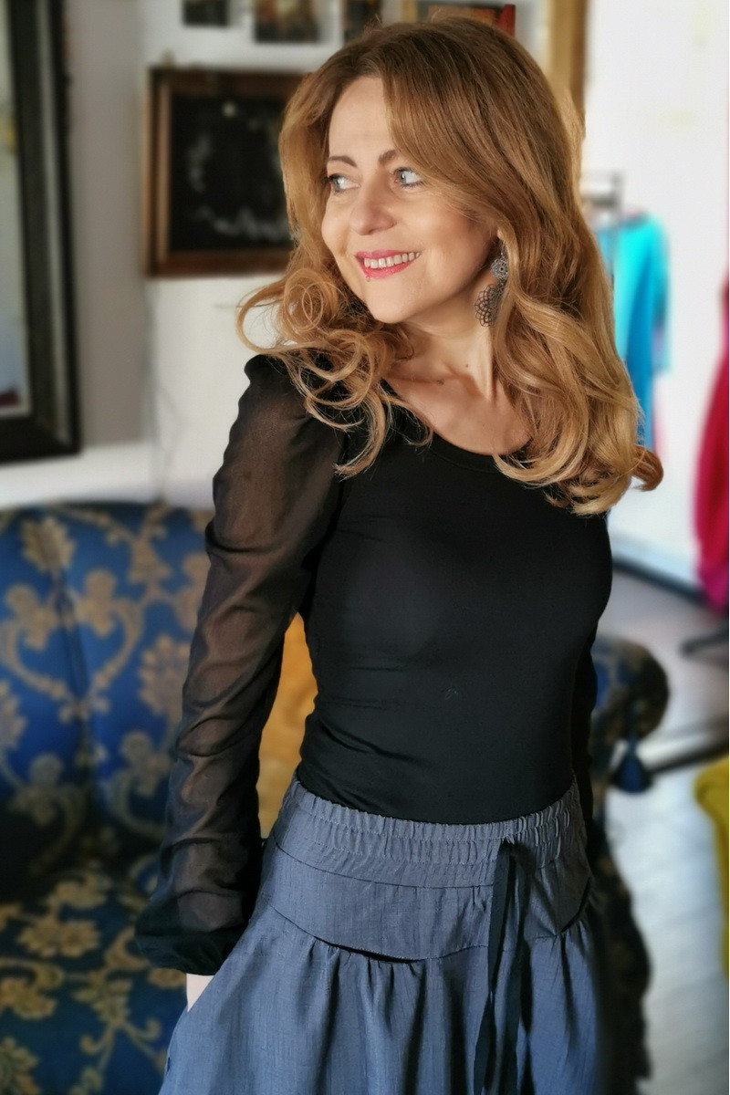 Joa Shop - cumpara online: bluza eleganta neagra