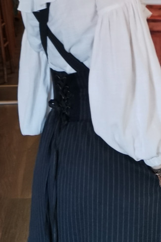 Fusta de toamna cu volane