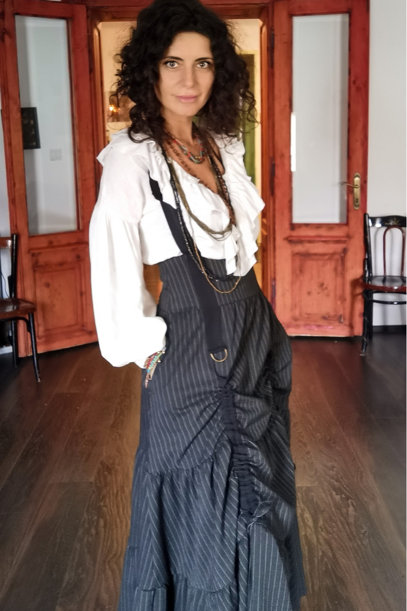 Fusta de toamna cu volane