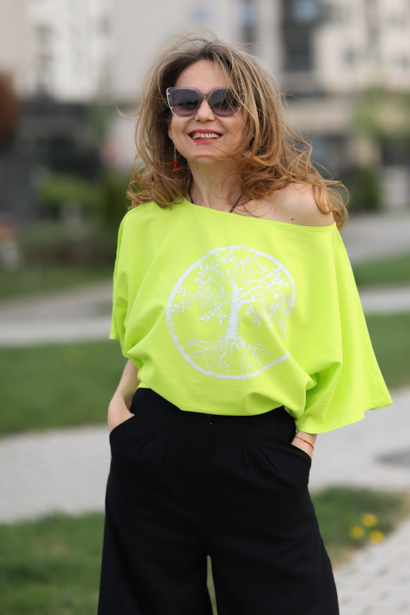 Joa Shop - cumpara online: bluza fluture din vascoza