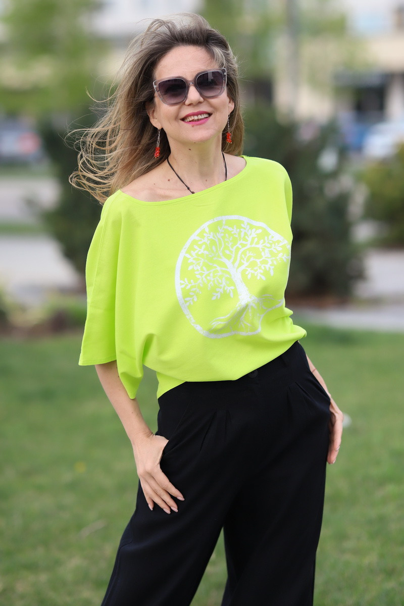 Joa Shop - cumpara online: bluza fluture din vascoza