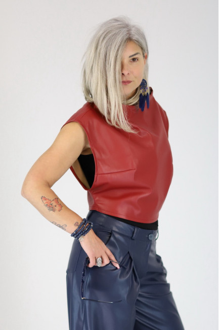 Top Alisa rosu