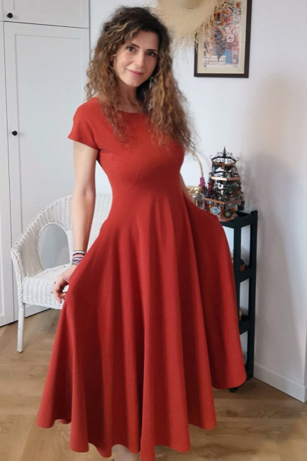 Rochie Orestia caramizie