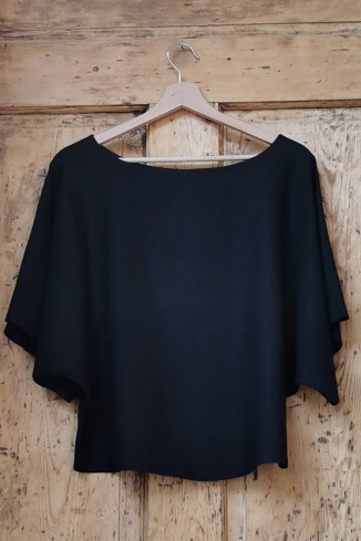 Joa Shop - cumpara online: bluza fluture