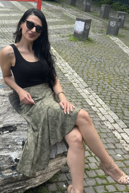 Fusta Lola kaki