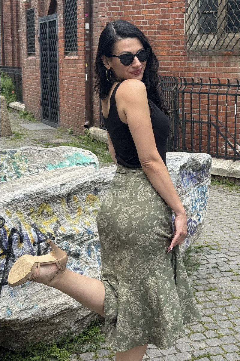 Fusta petrecuta de vara