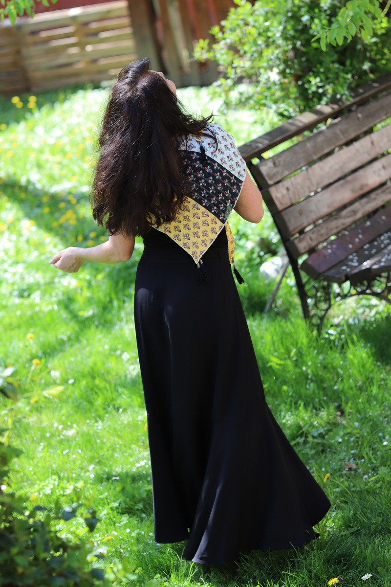 Fusta petrecuta de vara