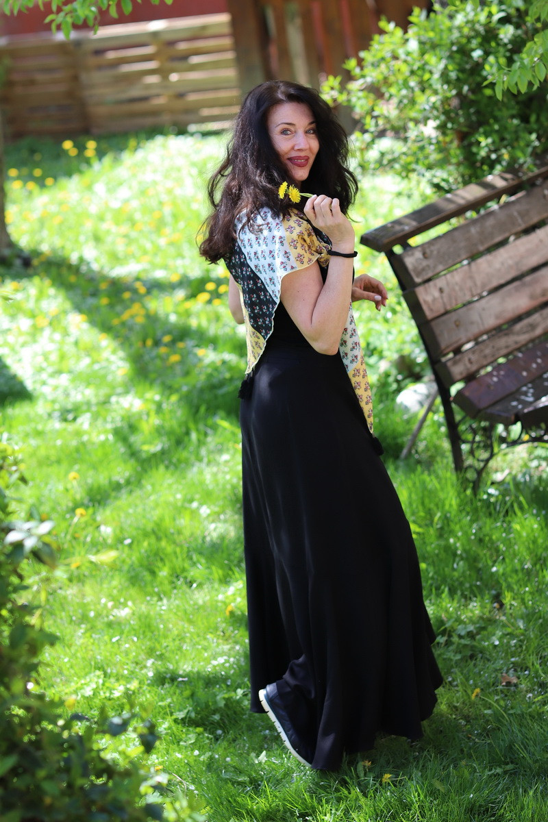 Fusta petrecuta de vara