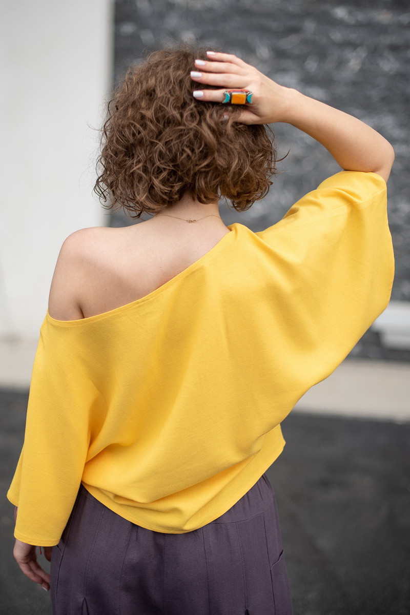 Joa Shop - cumpara online: bluza fluture