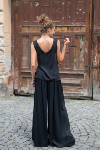 Joa Shop - cumpara online: bluza fluture din vascoza