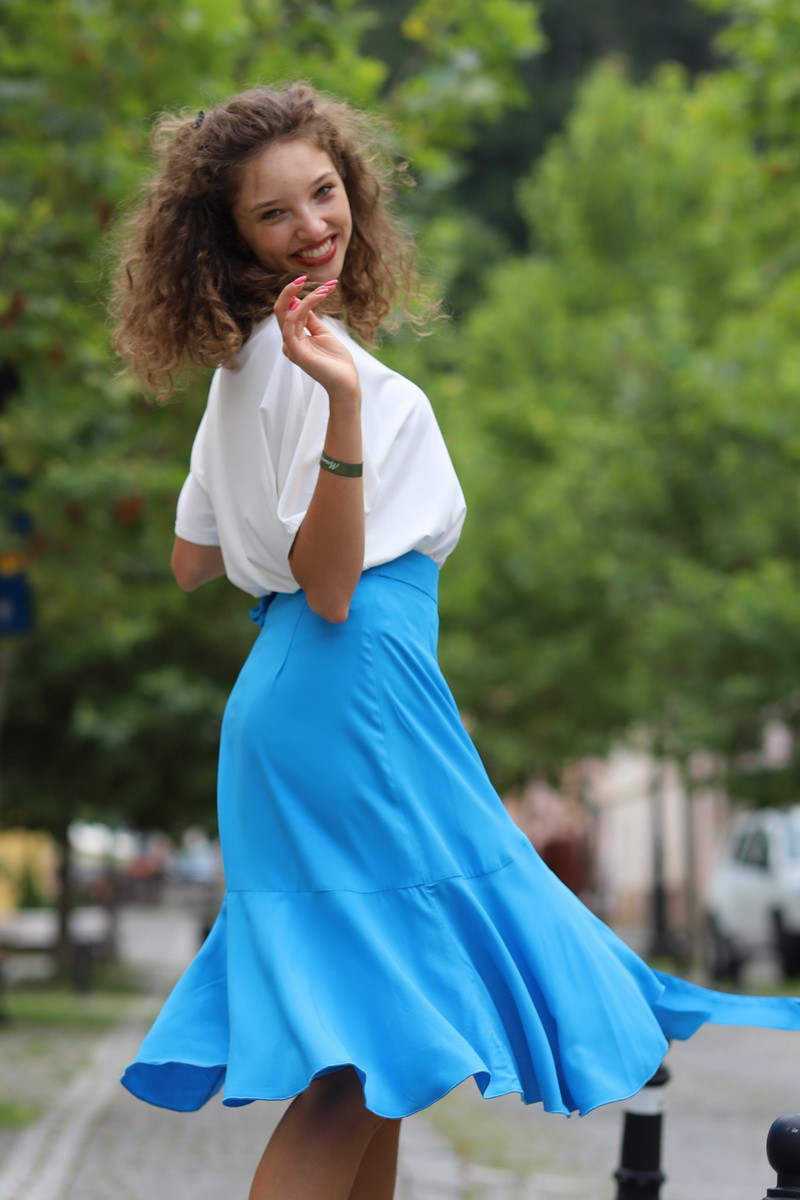 Fusta petrecuta de vara