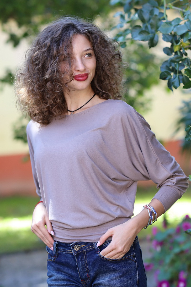 Joa Shop - cumpara online: bluza fluture din vascoza