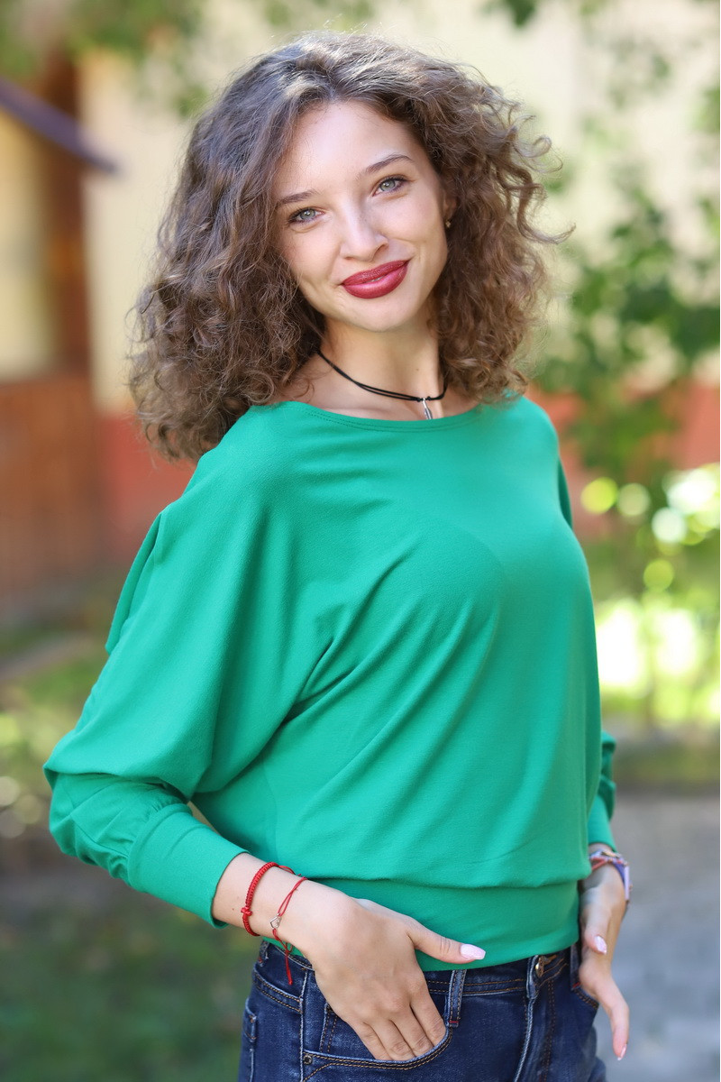 Joa Shop - cumpara online: bluza fluture din vascoza