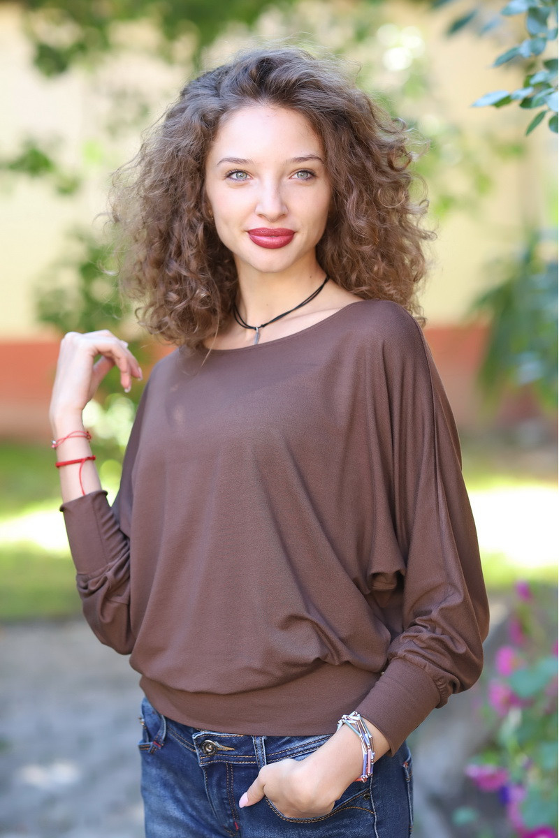 Joa Shop - cumpara online: bluza fluture din vascoza