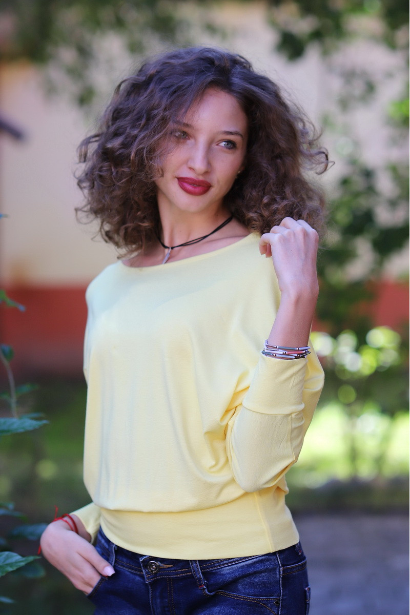 Joa Shop - cumpara online: bluza fluture din vascoza