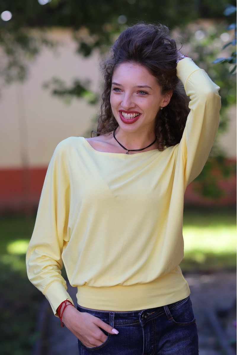 Joa Shop - cumpara online: bluza fluture din vascoza