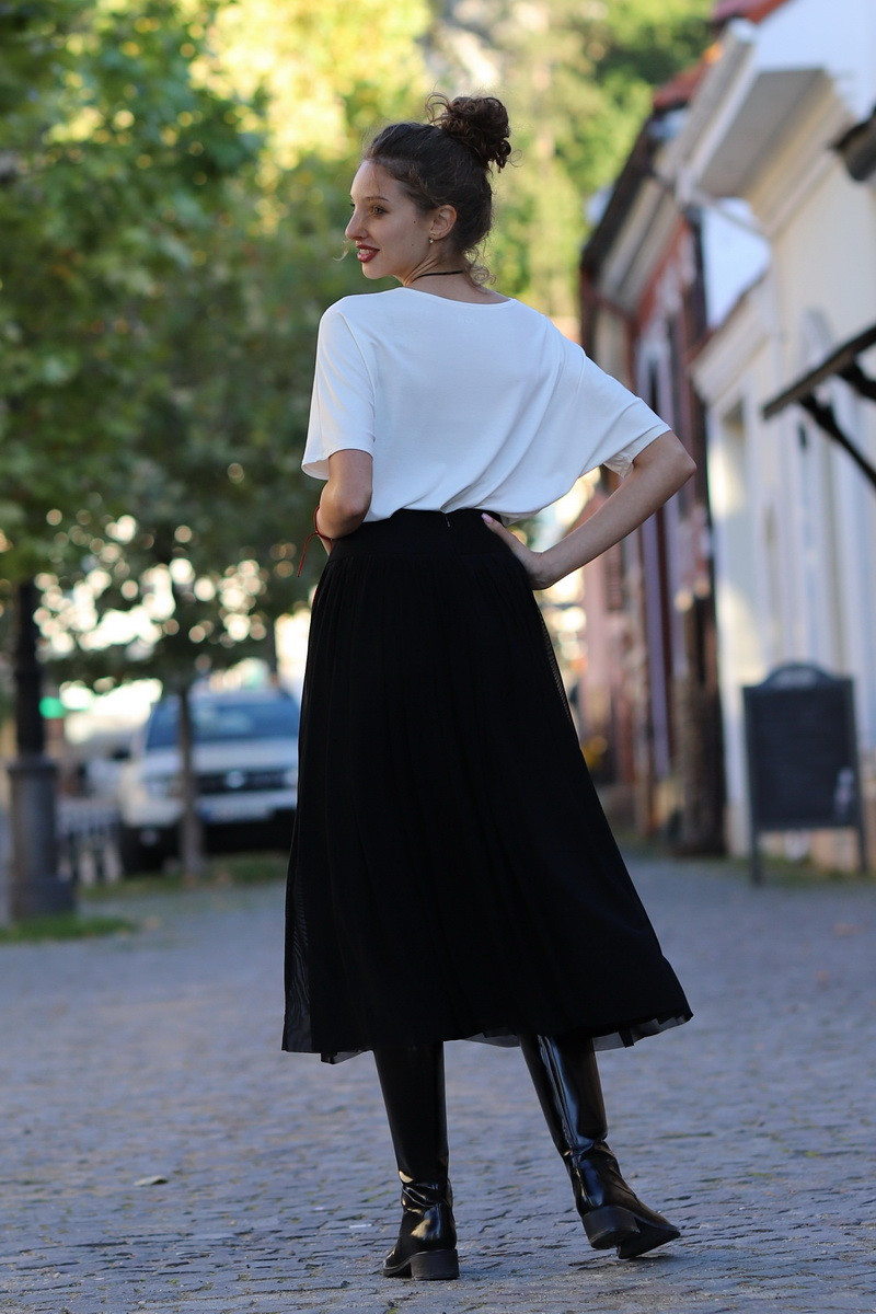 Joa Shop - cumpara online: Fusta din tulle negru