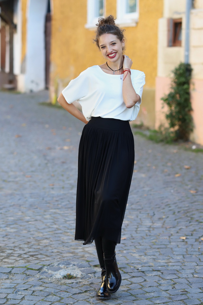 Joa Shop - cumpara online: Fusta din tulle negru