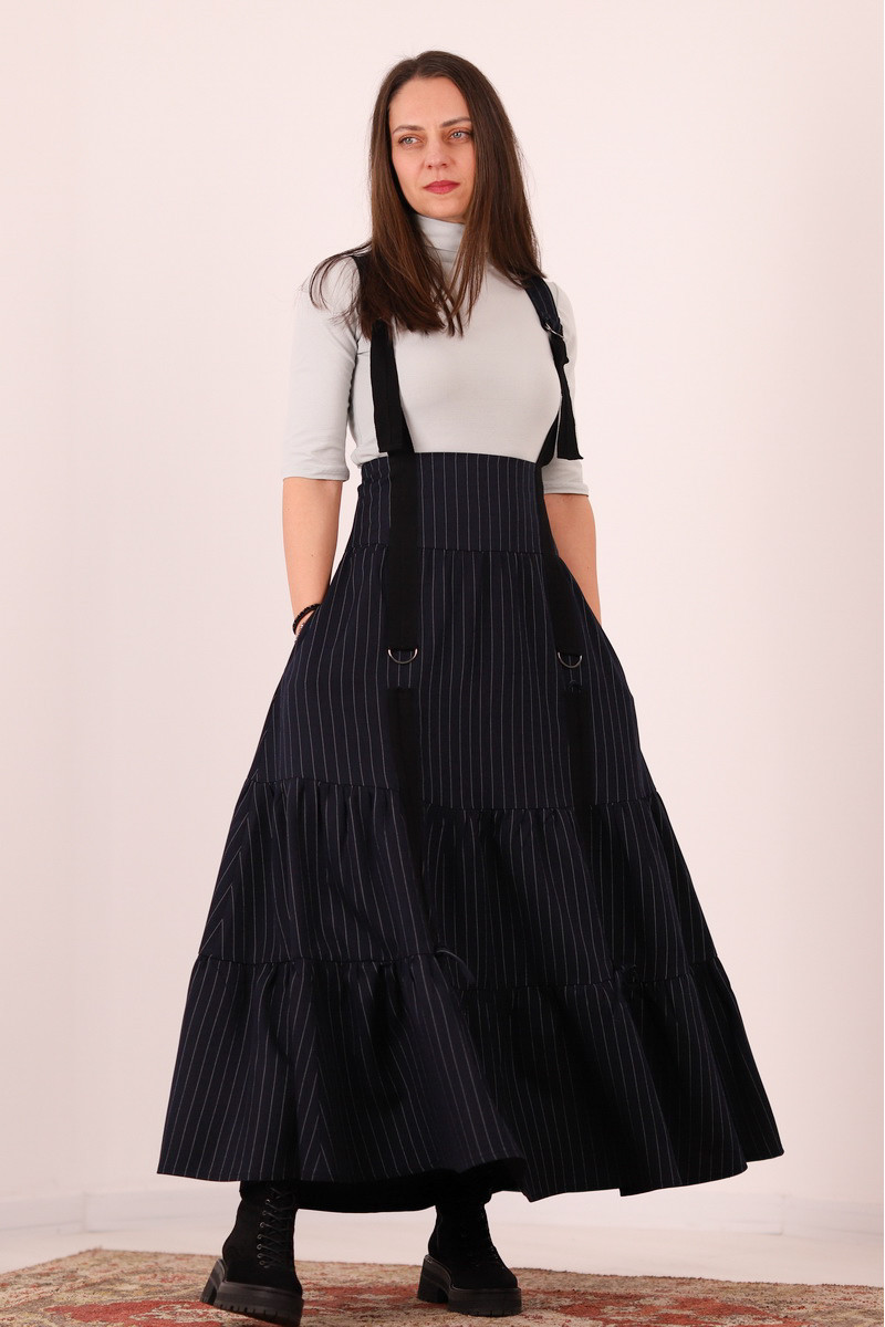 Fusta cu volane si bretele