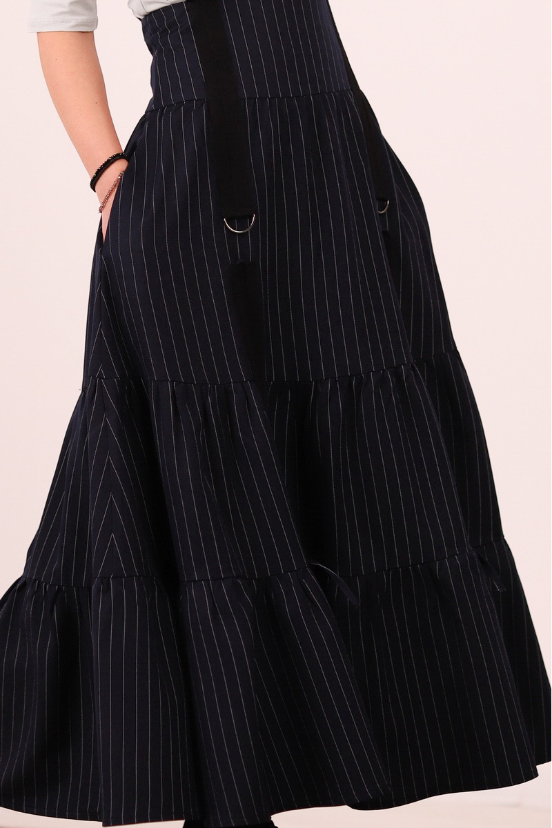 Fusta cu volane si bretele