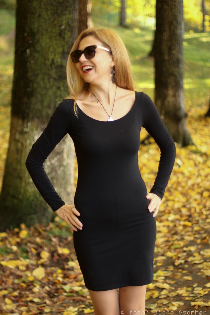 Rochie furou, rochie de corp